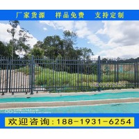 佛山黑色三橫桿圍欄廠家 鐵藝圍墻護欄現(xiàn)貨 二橫梁綠化帶圍欄