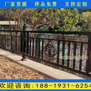 廣州道路護(hù)欄定做 廣州塔人行道黑色