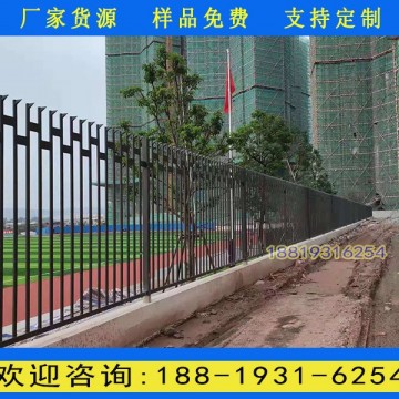 佛山三橫梁藍(lán)白色圍欄 氟碳漆鋅鋼護(hù)